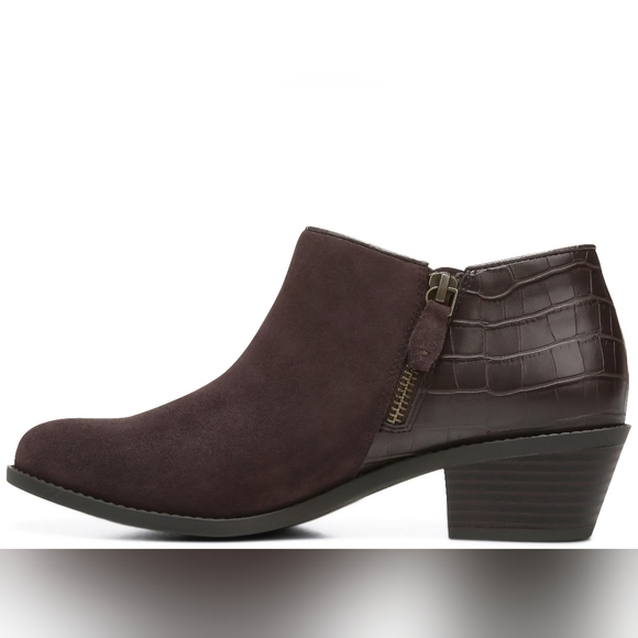 Vionic Plum Water Resistant Marissa Ankle Booties, Wmns Sz 11. New Without Tags - Picture 9 of 9